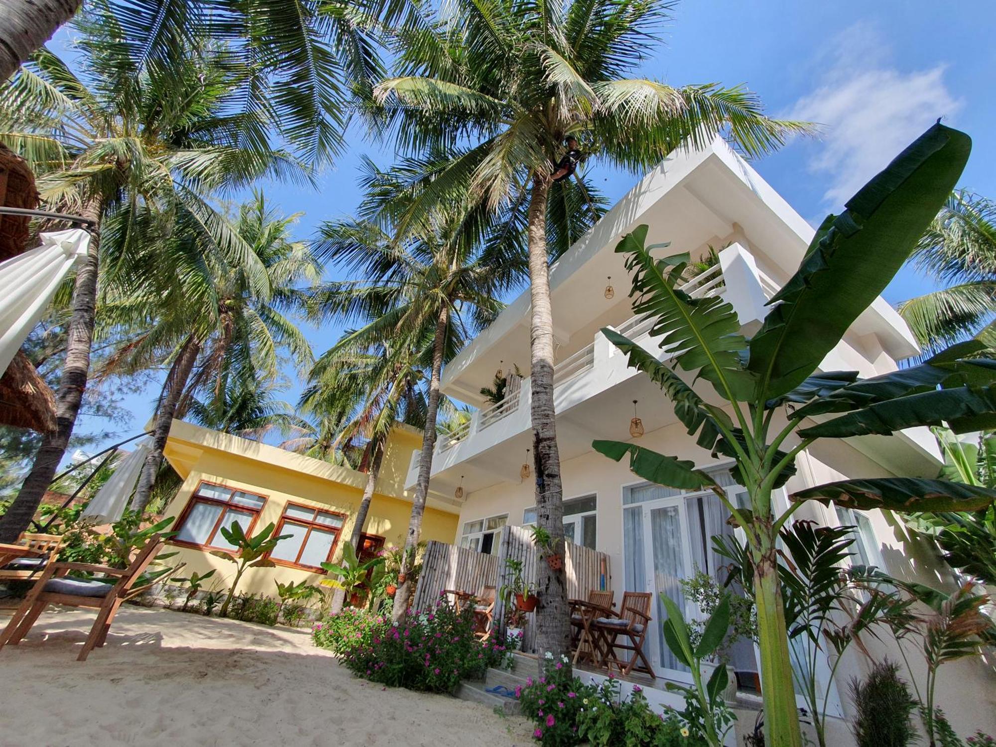 Lucky Spot Beach Bungalow Bed & Breakfast Song Cau Exterior photo